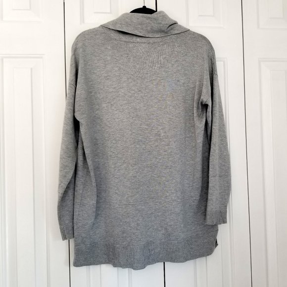 89th and Madison Light Weight Sweater, L - Picture 2 of 8